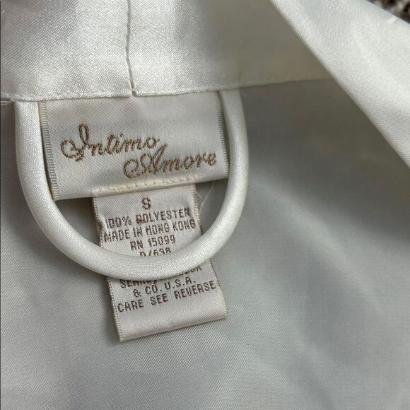 Vintage Intimo Amore Wedding Sheer Sleeve Eyelet White Satin Robe - Picture 3 of 8